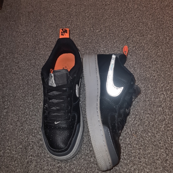 Nike Air Force 1 Grey Orange Black - Picture 2 of 7